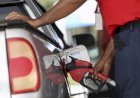 Gasolina tem redução de 4,9% no preço, mas queda não chega aos consumidores