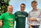 Em feira em Mato Grosso, Flávio Bolsonaro usa camiseta ‘o agro é top’ e mira 2026