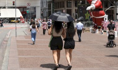 Calor e sol forte dominam a semana do Natal em SP