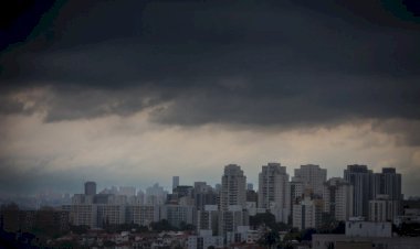 Defesa Civil emite, pela 1ª vez, alerta extremo para celulares na capital paulista