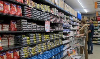 Prévia da inflação acelera para 0,89% em abril, puxada por alimentos e combustíveis