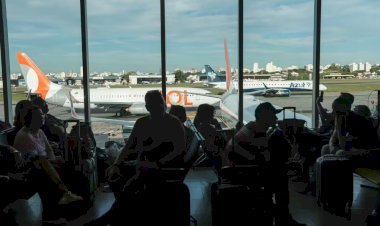Avião da Gol arremete durante pouso enquanto aeronave da Azul decola em Congonhas; aviões ficaram próximos e Cenipa apura