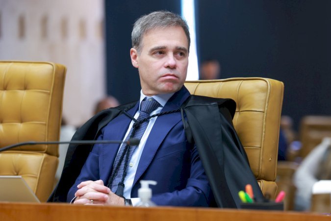 Mesmo com pedido da PF, Mendonça nega prisão do senador Weverton Rocha