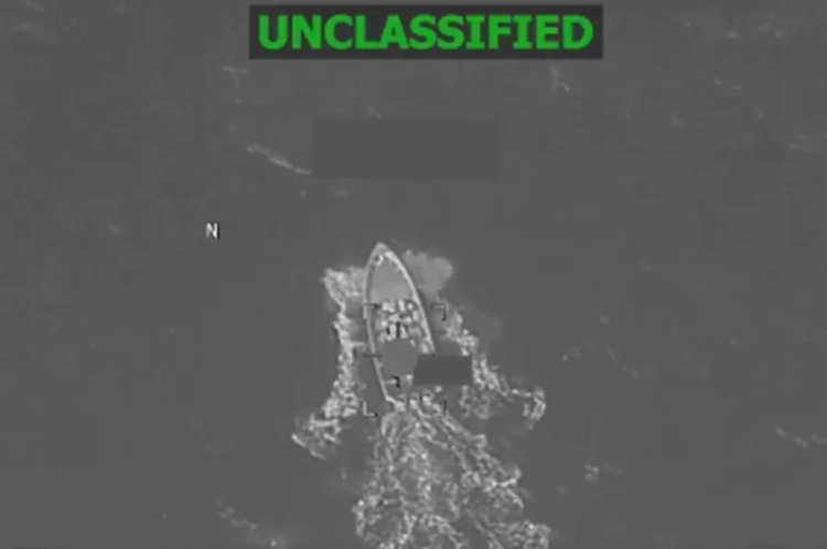 Ataque dos EUA a embarcação no Pacífico deixa três mortos