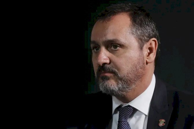 Diretor-geral retira credenciais de policial dos EUA do sistema da PF