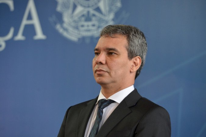 Oposição protocola pedido de impeachment contra o Ministro da Justiça