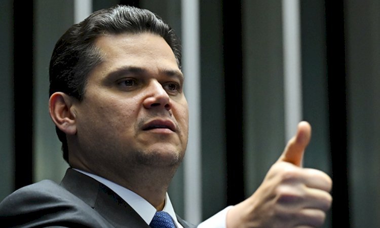 Petistas defendem Messias na Justiça para apurar ligação de Alcolumbre com o Master